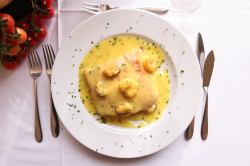 salmon-azafran Salmón al azafrán con gambones<span class="subtitulo-producto"> (300gr)</span>